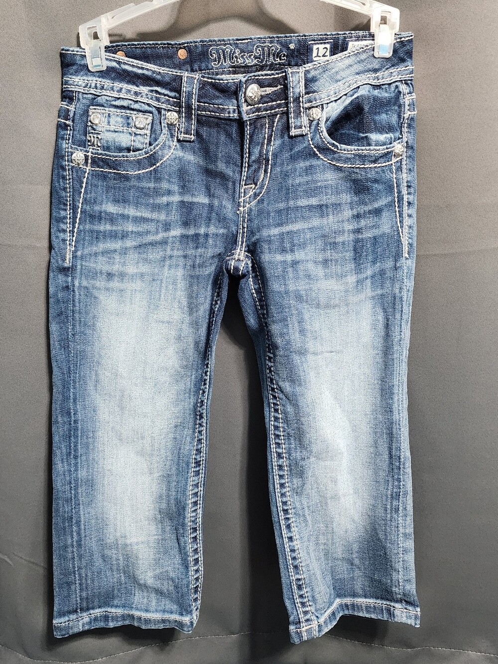 Miss Me Girls Size 12 Crochet Lace Rhinestone Embellished Denim Capris Jeans